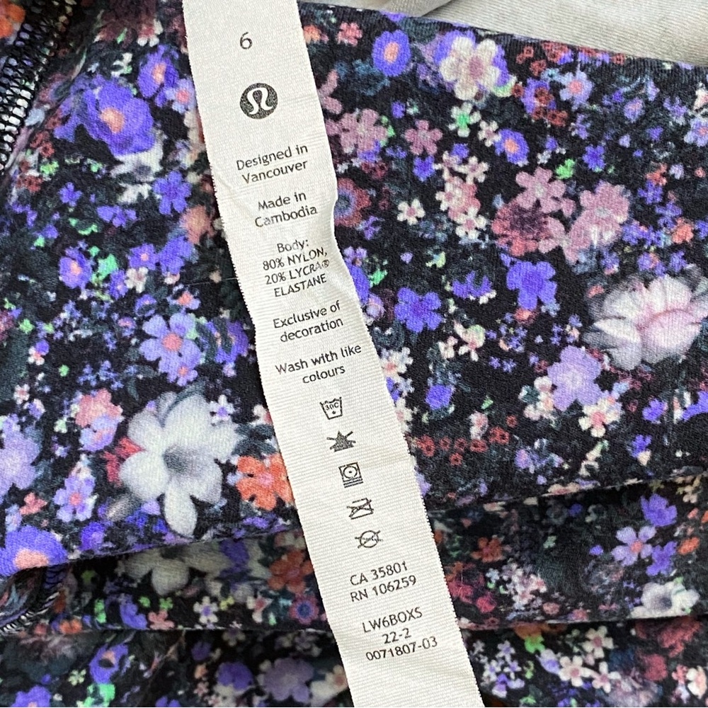 Lululemon black purple flower burst multi Align High-Rise Crop 21” legging - Picture 6 of 10